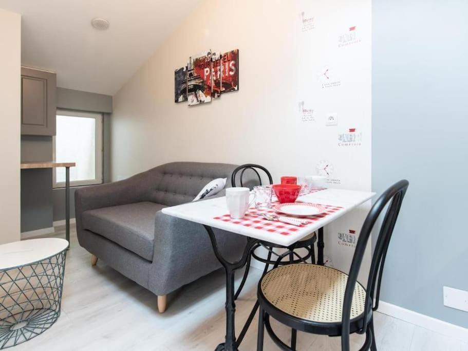 Le Paris Eiffel - Appartement Cosy En Plein Centre Bourgoin-Jallieu 외부 사진